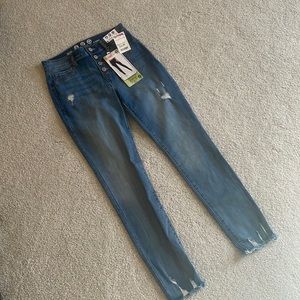 Brand new jeans never been worn! They feel very soft